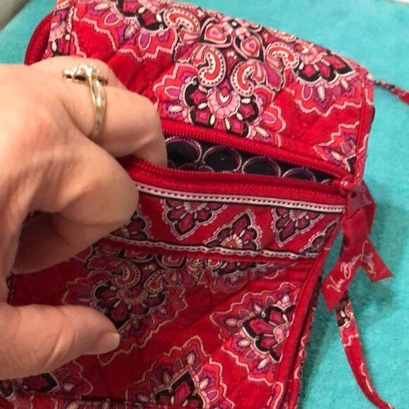 Vera Bradley Crossbody   - Picture 6 of 7